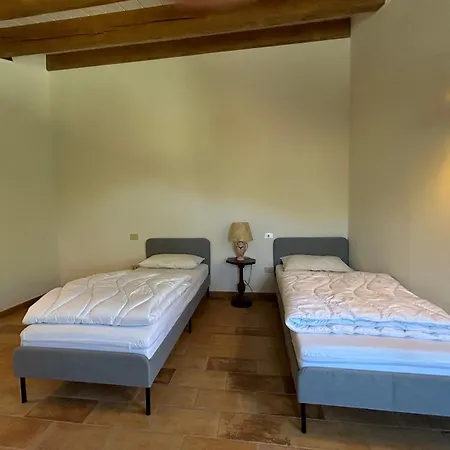 Casa *