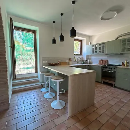Casa Βίλα Petritoli